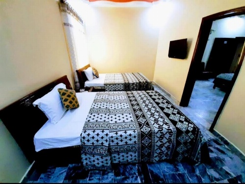 Galaxy Inn Guest House image 32
